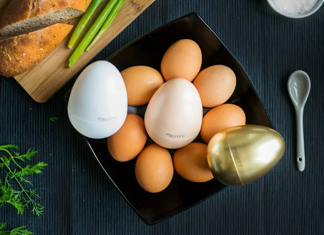 B-complex vitamin sources including eggs, leafy greens, legumes, and whole grains for brain health and cognitive function